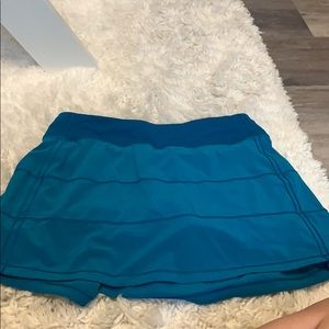 Women’s lululemon Tall skirt